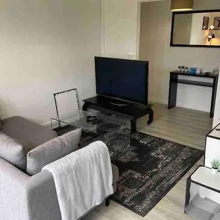 Le Perrey - F2 En Centre / 50 M De La Apartment *